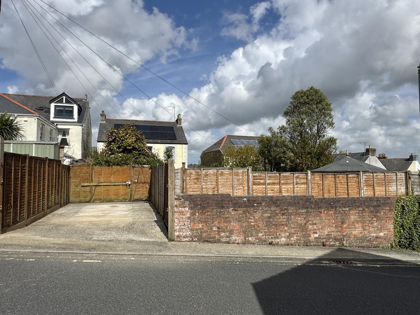 4 bed property in Daniell Road, Truro